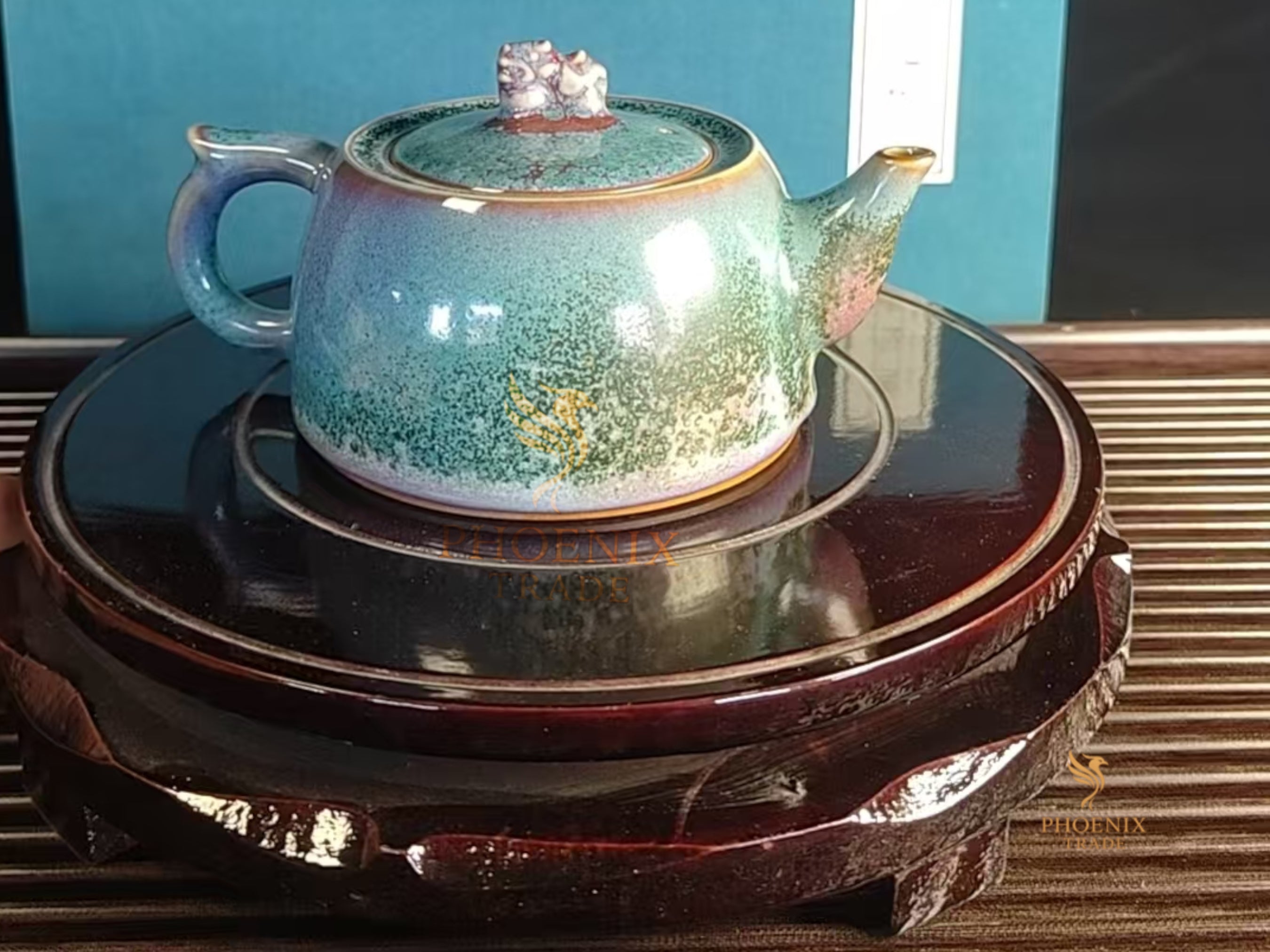 Aurora Guardian Teapot — Handcrafted Jun Porcelain (Ice Blue & Sunset Purple Glaze)
