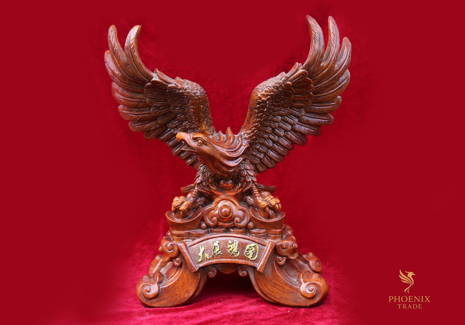 Majestic Eagle Sculpture 大展宏图